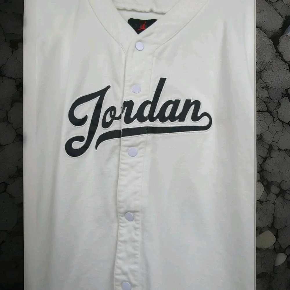 Pre-owned Size XXL Jordan‎ Loose FIT Baseball Jersey TOP, White, Snaps, See Pics